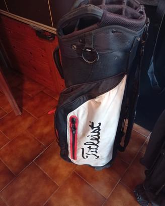Sacche da golf con mazze