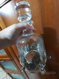 Bottiglia e bicchieri da liquore