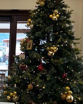 Albero di Natale alto m 2.40