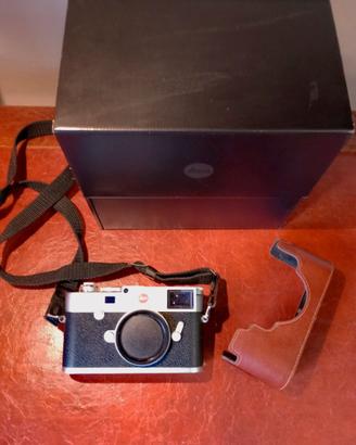 Leica M10 silver