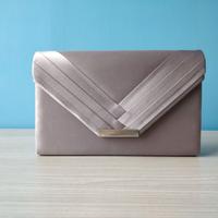 Borsa clutch colore tortora