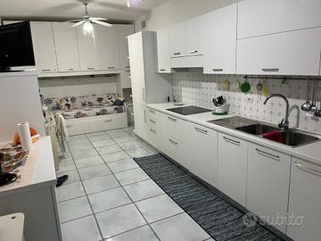 LAST MINUTE - Bilocale victor village