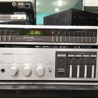 Amplificatore Pioneer SA-540 abbinato con il tuner