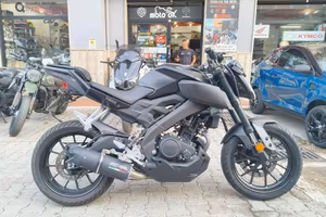 YAMAHA MT 125 .