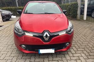 RENAULT CLIO 1.2 75CV LIVE+NAVI OK NEOPATENTATI