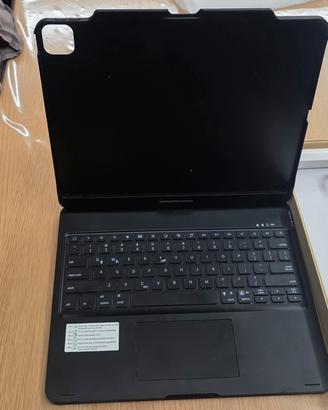 Custodia con tastiera per Ipad Air 13 ultima gener