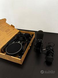 Set Neewer microfoni, stabilizzatore, filtro, cavi