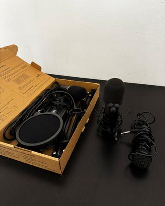 Set Neewer microfoni, stabilizzatore, filtro, cavi