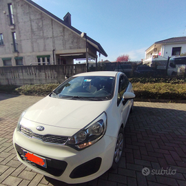 Kia Rio 2012 benzina