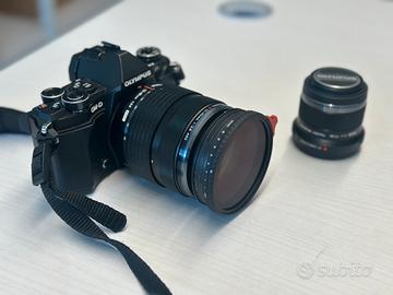 Olympus OM-D E-M5 Mark II - Kit Completo