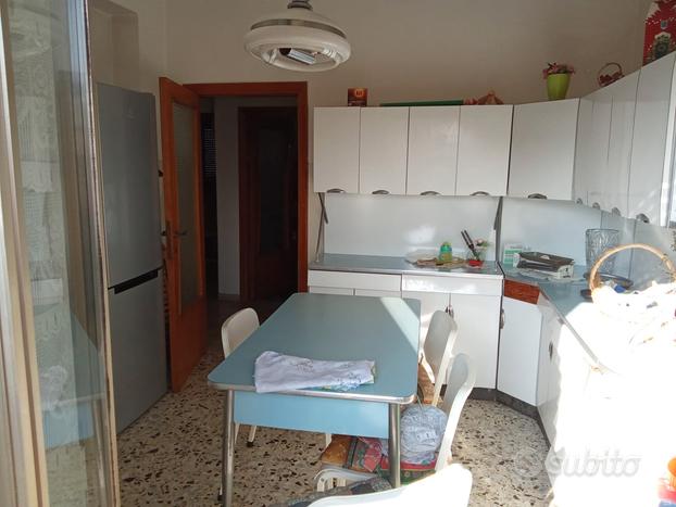 Appartamento con 2 camere e garage