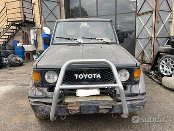 Ricambi Toyota Land Cruiser VX 2.5 del 1994