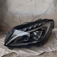 Mercedes Classe C W205 Faro Anteriore SX