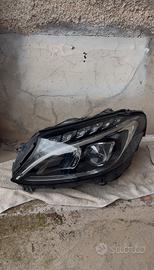 Mercedes Classe C W205 Faro Anteriore SX