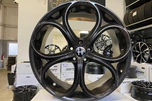Cerchi Alfa Romeo raggio 20 NUOVI cod.29424