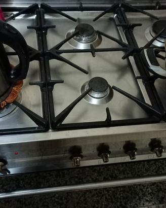 Cucina SMEG inox 6 fuochi + Forno Ventilato 