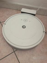 Robot lava pavimenti Roomba usato un paio di volte