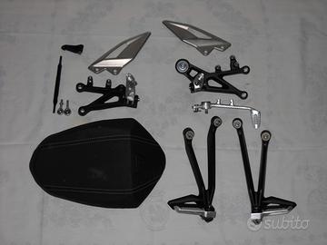 RICAMBI TRIUMPH STREET TRIPLE 765