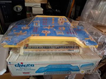 Bilancia per neonati marca CHICCO