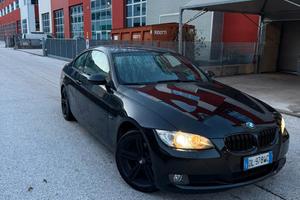 BMW serie 3 2.0 diesel km 240