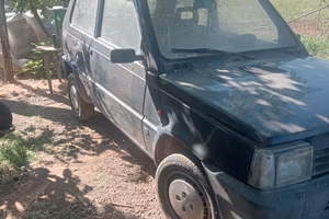fiat panda 750 .