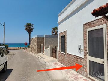 Economica fronte mare libera giugno luglio
