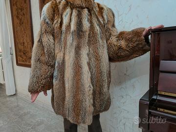 Pelliccia naturale di volpe selvaggia