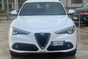Alfa Romeo Stelvio 2.2 Turbodiesel 210 CV AT8 Q4 T