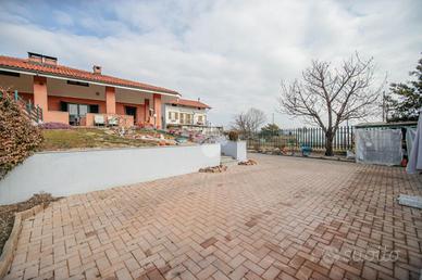 PORZIONE DI BIFAMILIARE A RIVAROSSA