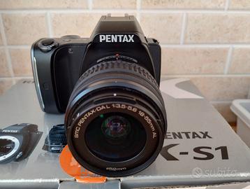 PENTAX K-S1  + zoom 50-200mm