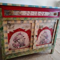 Credenza tirolese vintage