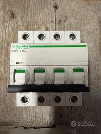 Materiale elettrico 