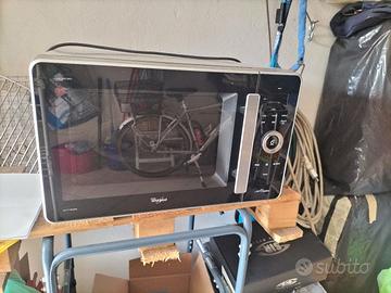 forno  microonde Whirlpool 6* senso