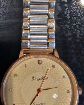OROLOGIO YONG LIN IN COLOR ARGENTO CON BRILLANTINI