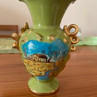 Vaso verde in ceramica dipinto oro anni 50