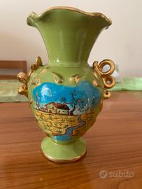 Vaso verde in ceramica dipinto oro anni 50