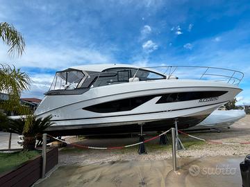 Beneteau gt 36 gran turismo fuoribordo