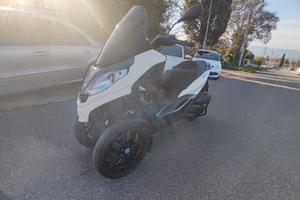 Piaggio MP3 300 hpe IE ABS