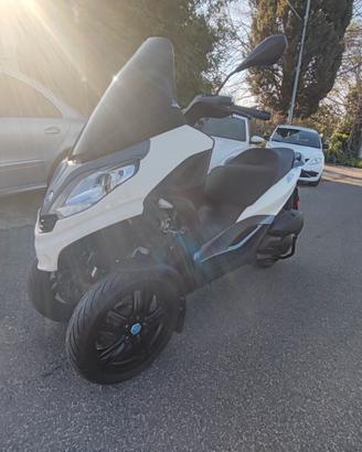 Piaggio MP3 300 hpe IE ABS