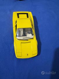 Ferrari Testarossa gialla Burago 1:24