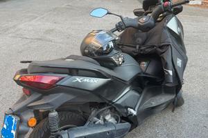 Yamaha XMAX 300 Tech MAX 11/2024 - 3.500 km