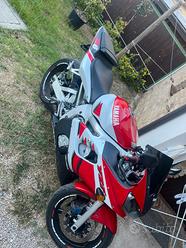 Yamaha r6