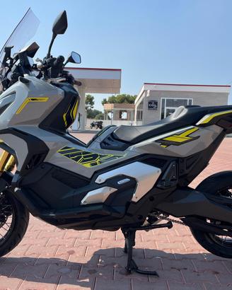 HONDA X-ADV 750 2023 come nuovo