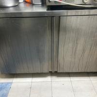 Banco lavoro acciaio con dispensa 2 ante