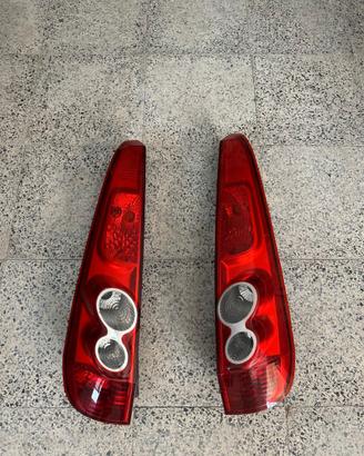 FANALI POSTERIORI FORD FIESTA  2006-2008