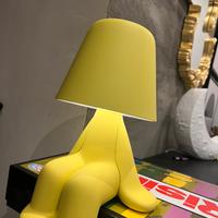 Lampada qeeboo sam 3 intensita di luce gialla