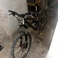 Mountain bike enduro/dh specialized enduro comp