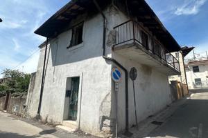 CASA INDIPENDENTE IN PIETRA, DA RISTRUTTURARE C...