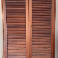 Armadi in legno (anche separati)