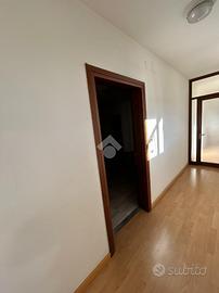 UFFICIO A VOLPAGO DEL MONTELLO